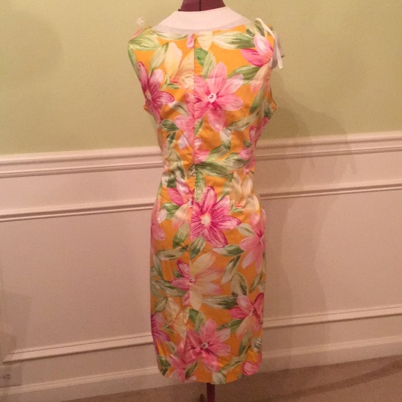 Floral dress beaded sequin size12 - Picture 4 of 5